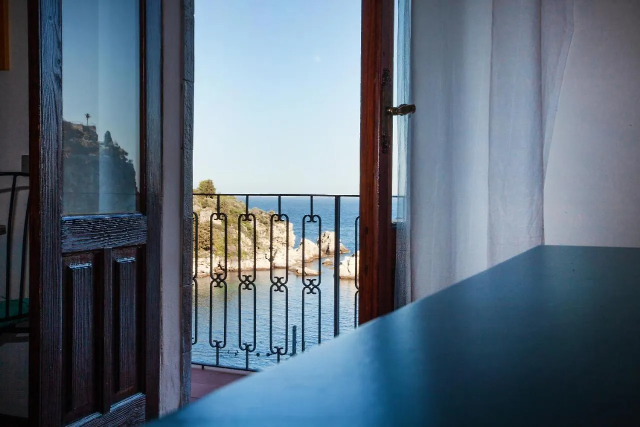 招待所 Isola Bella - Rooms Il Pescatore 陶尔米纳