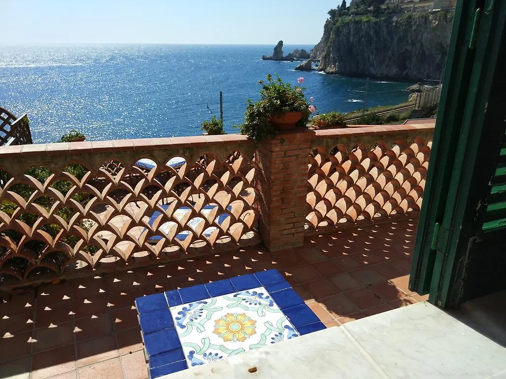 Isola Bella - Rooms Il Pescatore 陶尔米纳