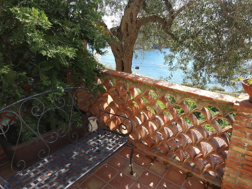 Isola Bella - Rooms Il Pescatore 陶尔米纳 意大利